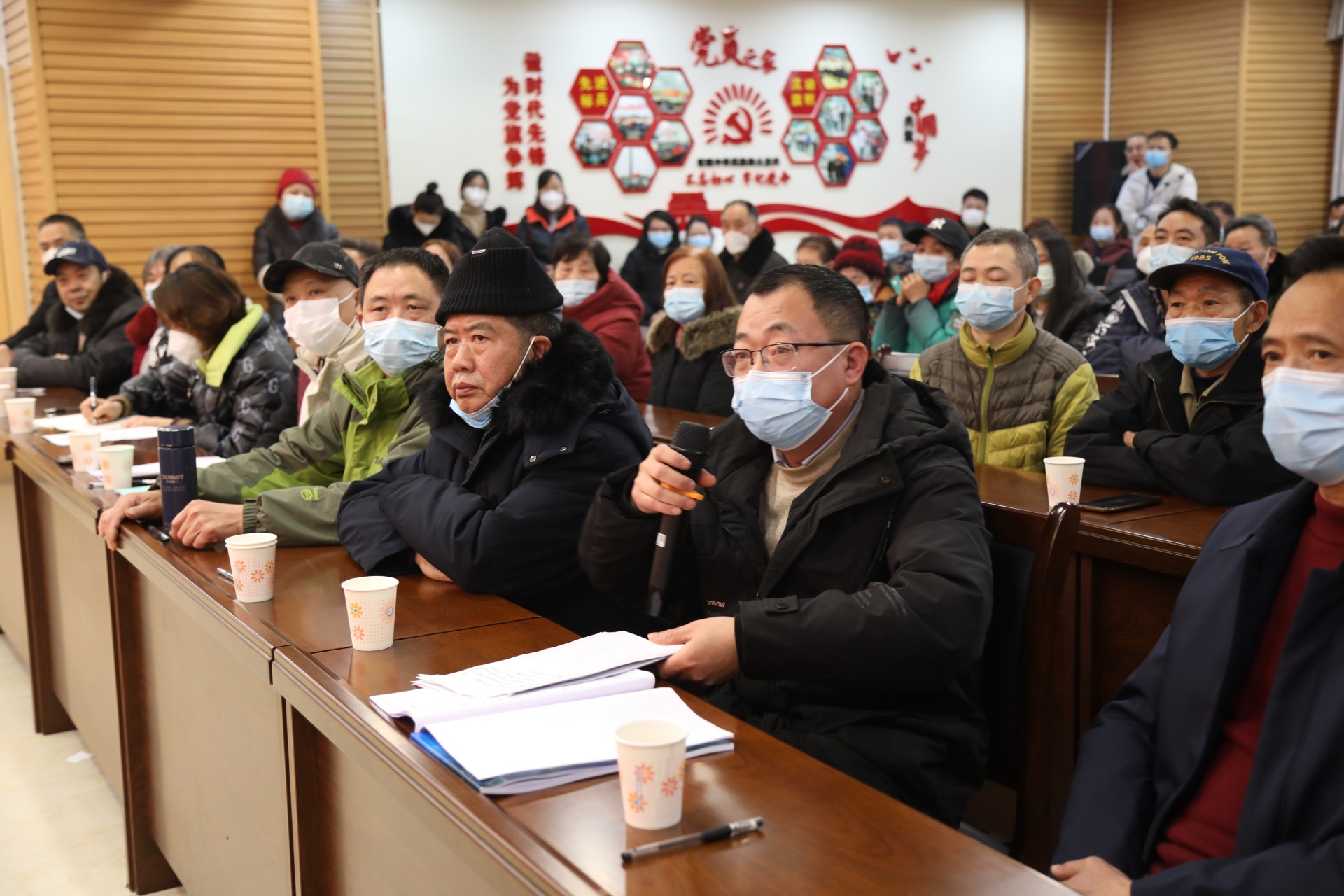 治理进行时丨物业企业哪家好 业主打分来确定 利城半岛小区公开招聘物业服务企业 第 4 张 治理进行时丨物业企业哪家好 业主打分来确定 利城半岛小区公开招聘物业服务企业 第 4 张
