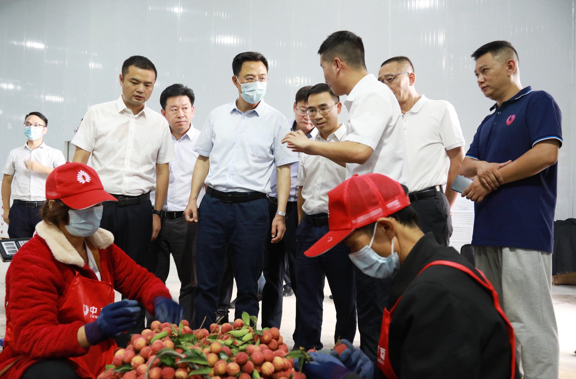 余先河：全力以赴推进泸州重大项目建设，助力重点企业健康发展，为加快建设新时代区域中心城市提供坚实支撑 第 1 张
