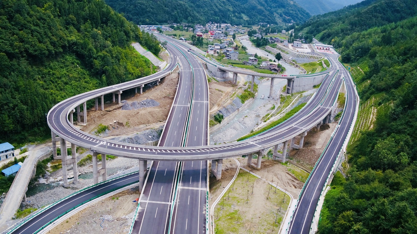 从这场活动 看四川有多“拼” 第 4 张