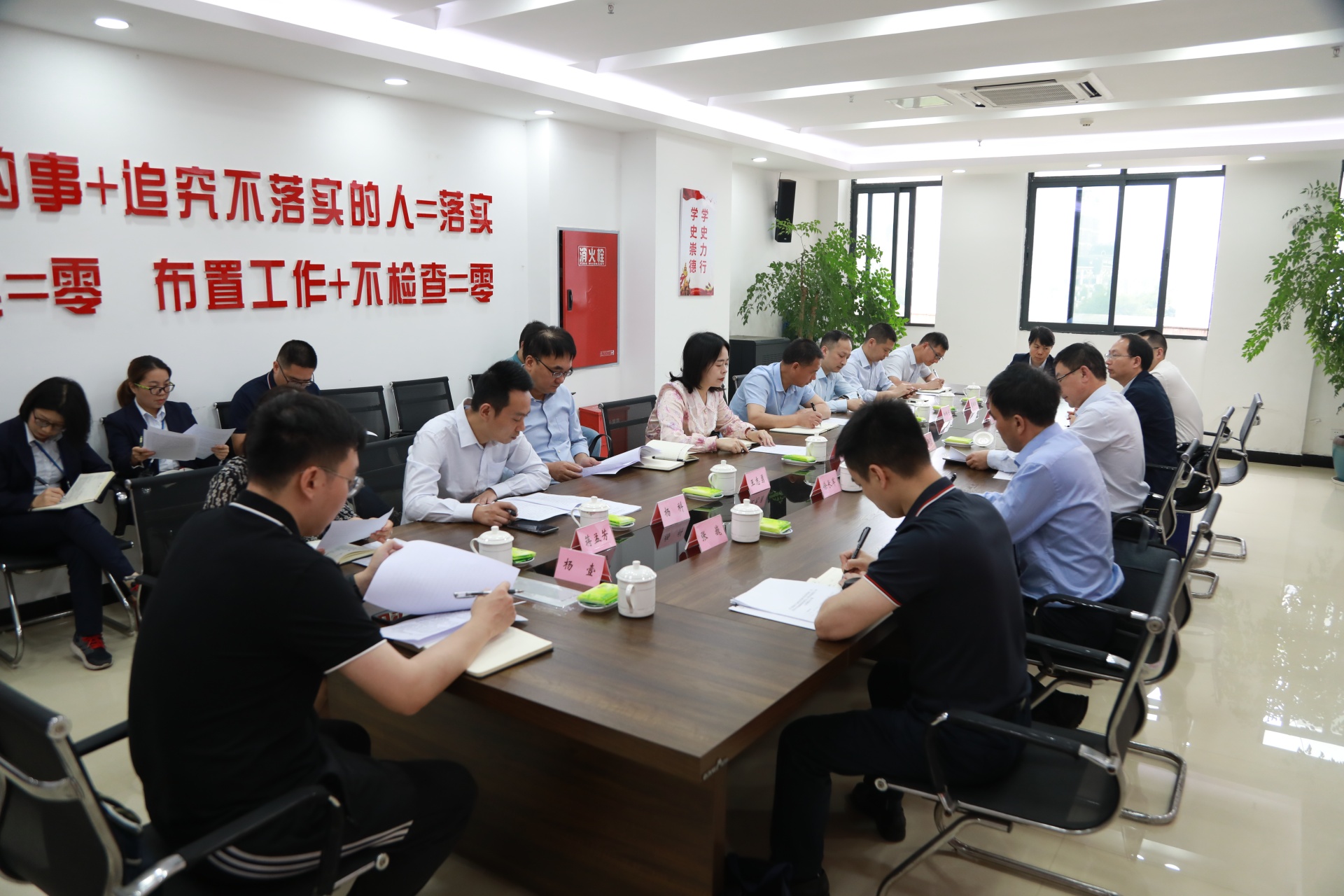 省大数据中心到合江调研数智化人才队伍建设工作