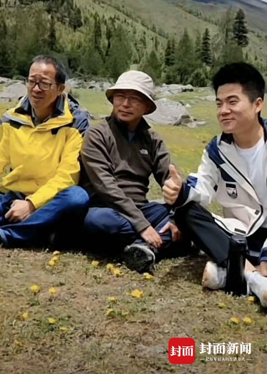 阿来俞敏洪董宇辉直播真的在“云端” 第 3 张
