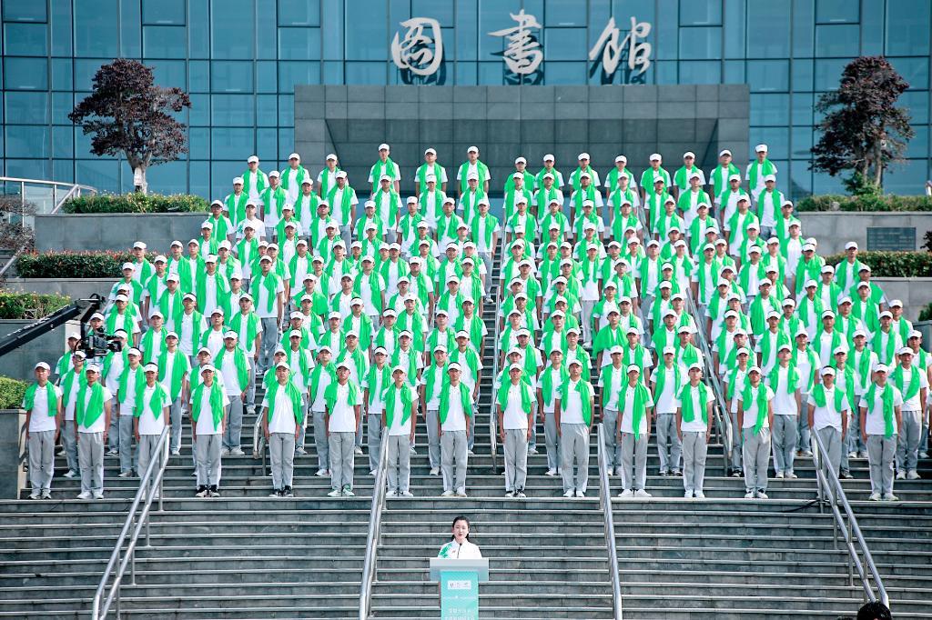 央媒看四川丨“大运之城”成都：营城惠民 唱响青春 第 10 张
