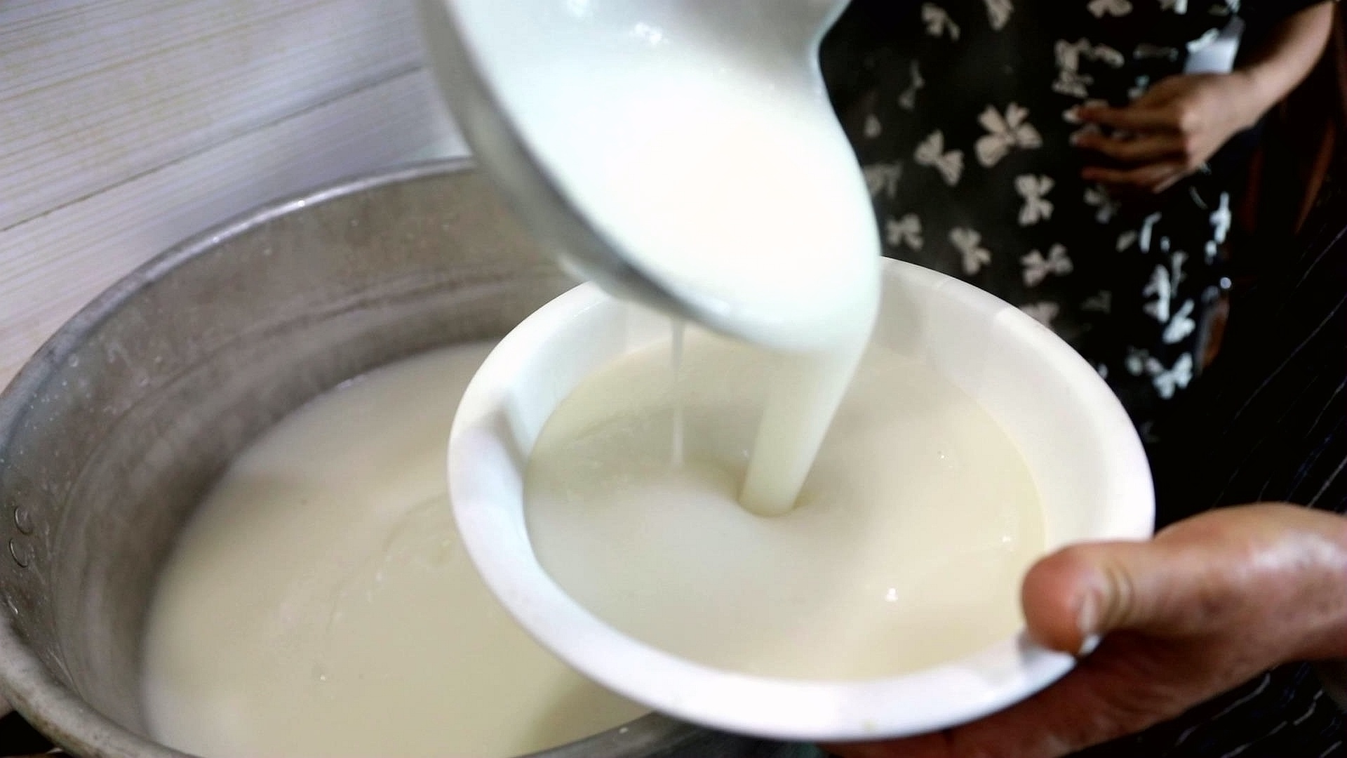 四川合江：解暑又解馋！传统小吃凉糕受欢迎！ 第 4 张