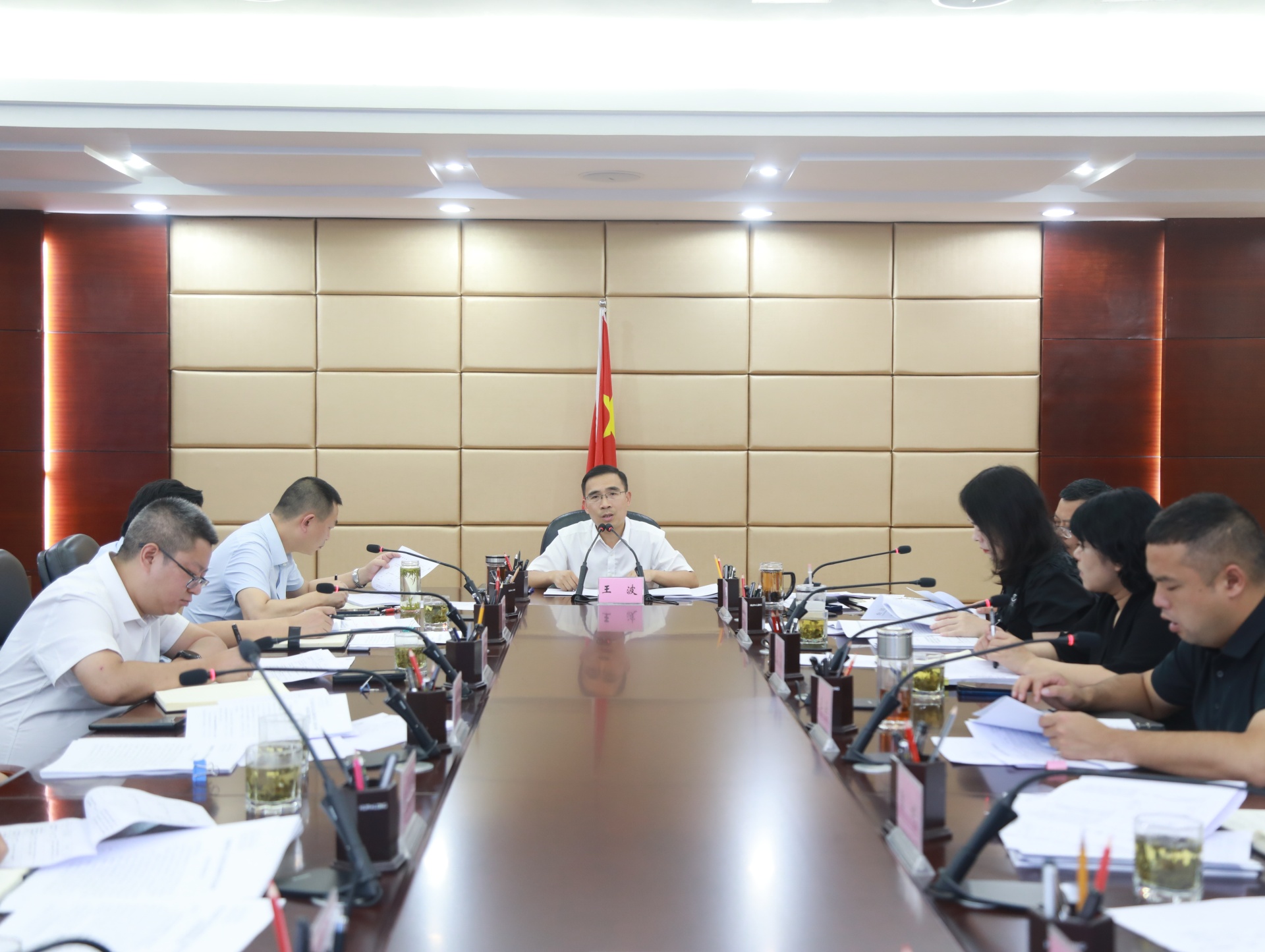 合江县十七届人民政府召开第40次常务会议