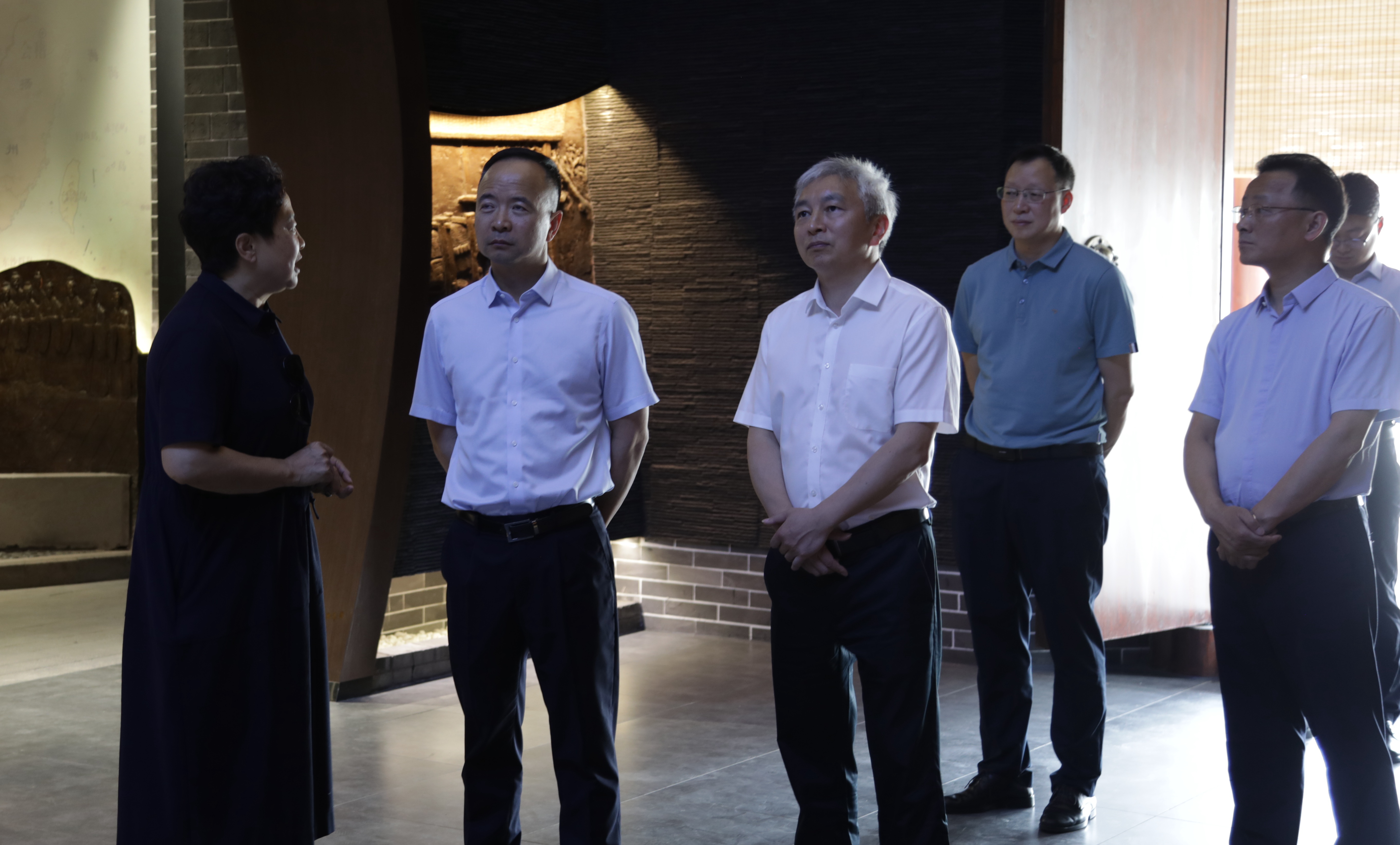 徐弟波赴合江县调研政协工作 第 1 张